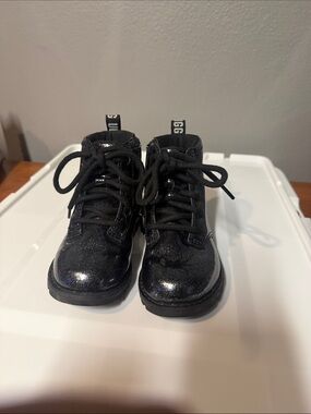 UGG Kids Black Glitter Lace-Up Ankle Boots